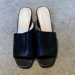 Adrienne Vittadini Albi Black Open Toe Slip On Chunky Heels Size 9.5
